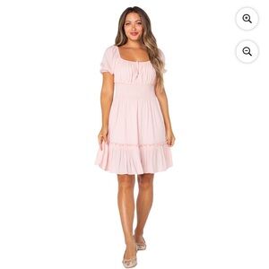 NWOT Celebrity Pink Blush Smocked Waist Dress Size Medium